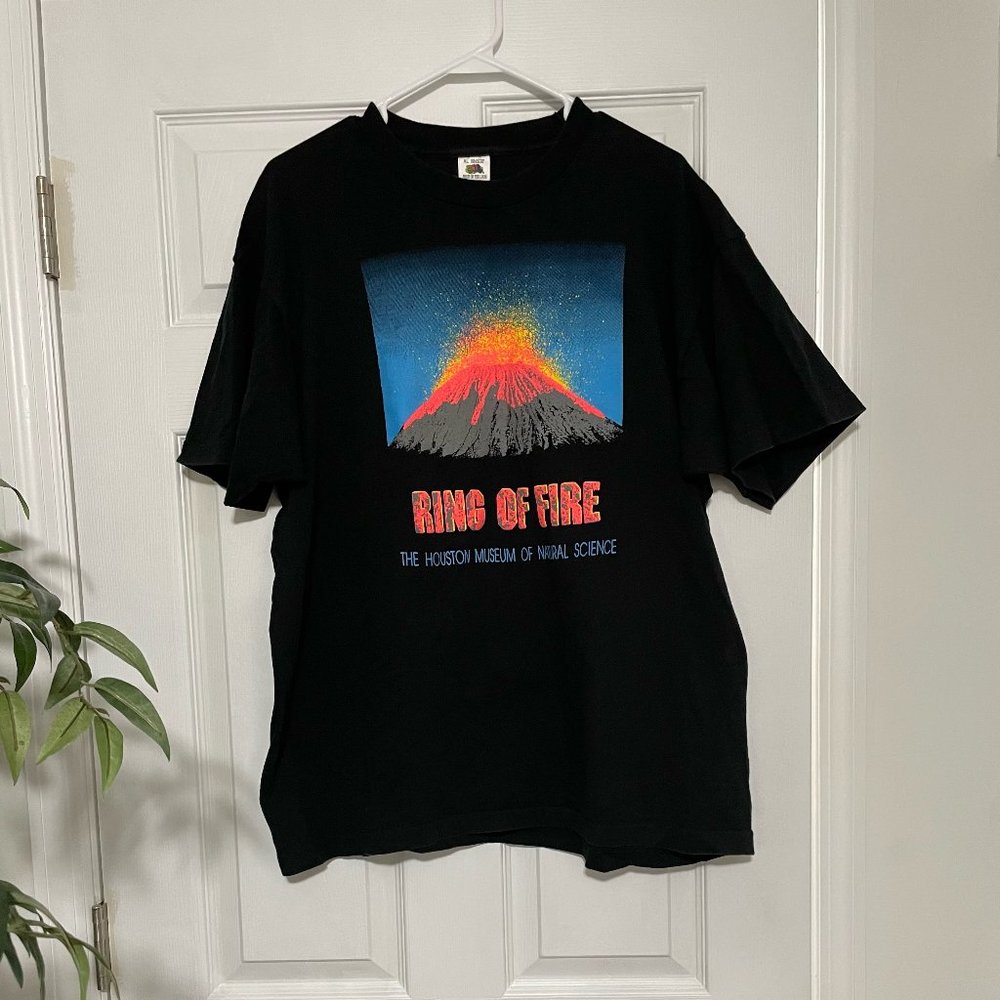 Ring Of Fire Vintage Black XL Mens Tee Shirt Puffy Graphic